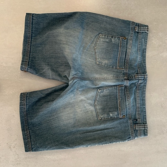 Ladies Bermuda shorts size 31 - Picture 2 of 3